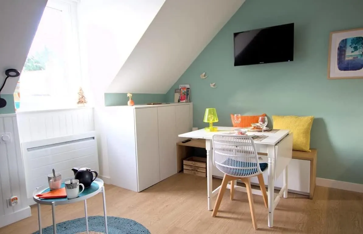 Le Petit Nid - Joli Studio Renove - Plage A 5 Min Dinard 0*,  Frankrijk